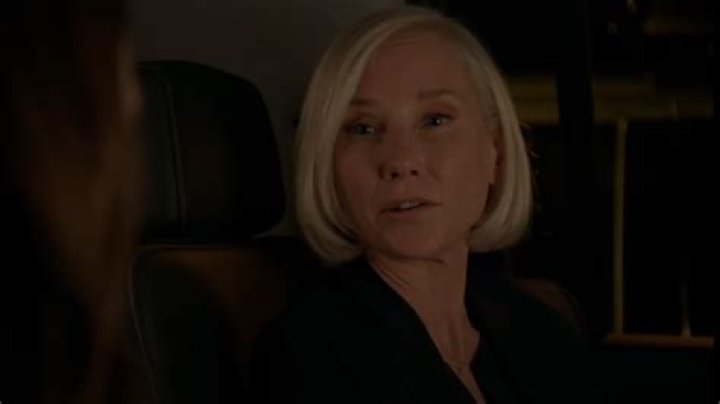 The Chicago P.D actress Anne Heche is currently in a relationship with an actor Thomas Jane.