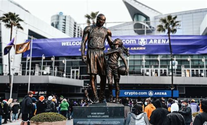Unveiling Alan Alda's Stature: Height, Impact, And Beyond